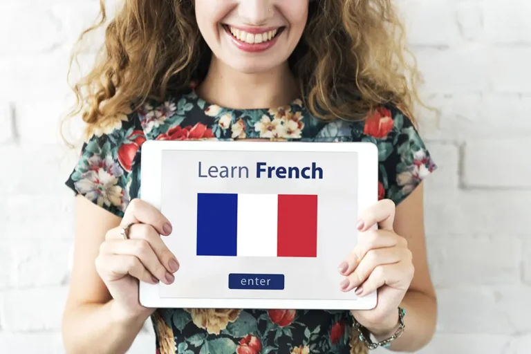 Le Français Aujourd'hui : Pourquoi Apprendre et Comment Maîtriser la Langue